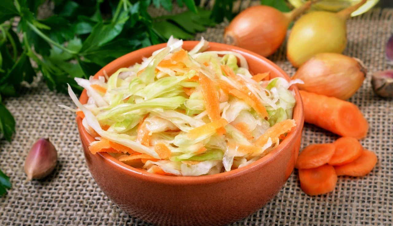 Salada de repolho com cenoura